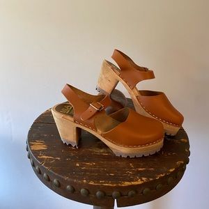 Mia Brown Leather ABBA Clog, hardly worn, size 39.